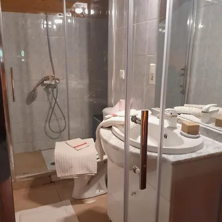 Dans Maison Typique Gersoise